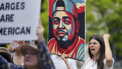 'Tortured, beaten and sleep deprieved': Kilmar Abrego Garcia recalls horrifying moments in El Salvador prison; claims he was forced to kneel all night