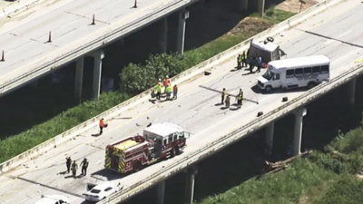 Image: X@/News4SA Texas highway crash: 4 killed, 18 injured in San Antonio; armed suspect still at large