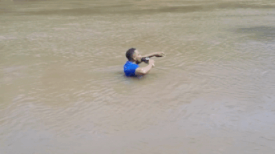 Video credits: X @ActualidadRT 'It felt like an arm': Brazilian journalist steps on body of missing girl while reporting about her- Video