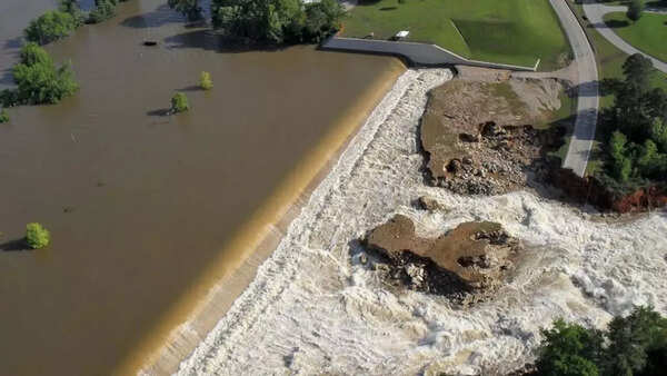 Mississippi River Basin Floods (2011)