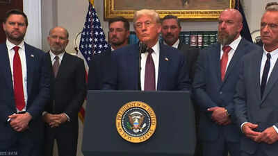 Trump BLASTS Journalist For Asking Why No Tariffs In His 1st Term | ‘Was Fighting LUNATICS Like You’