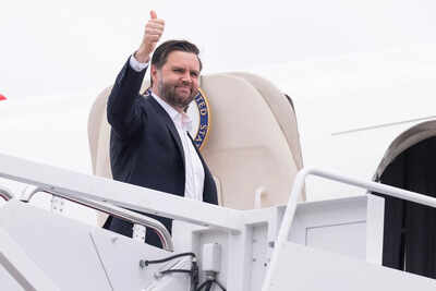 ‘What’s actually going on?’: Vance 'obsessed' with UFO sightings; wants to get 'to the bottom' of mystery