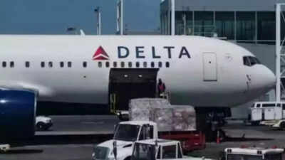 Delta and United have been sued for selling window seats where there's no window. Where's the window: Delta, United Airlines sued for selling high-priced window seats, but there's just blank wall