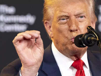 US Cities ‘FORTIFIED’: Pentagon Arms Troops In Washington, Trump To Takeover Chicago & New York Next US Cities ‘FORTIFIED’: Pentagon Arms Troops In Washington, Trump To Takeover Chicago & New York Next