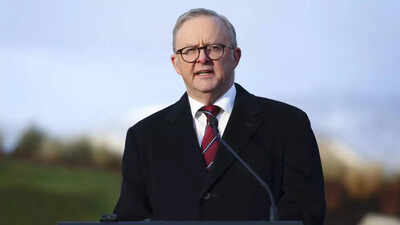 Australia ends diplomatic ties with Iran, expels ambassador; urges its people to leave