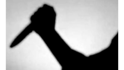 Elderly Jewish woman stabbed in broad daylight at Ottawa grocery store 'Hate-motivated': Elderly Jewish woman stabbed in broad daylight at Ottawa grocery store; Canadian leaders condemn 'vile' attack