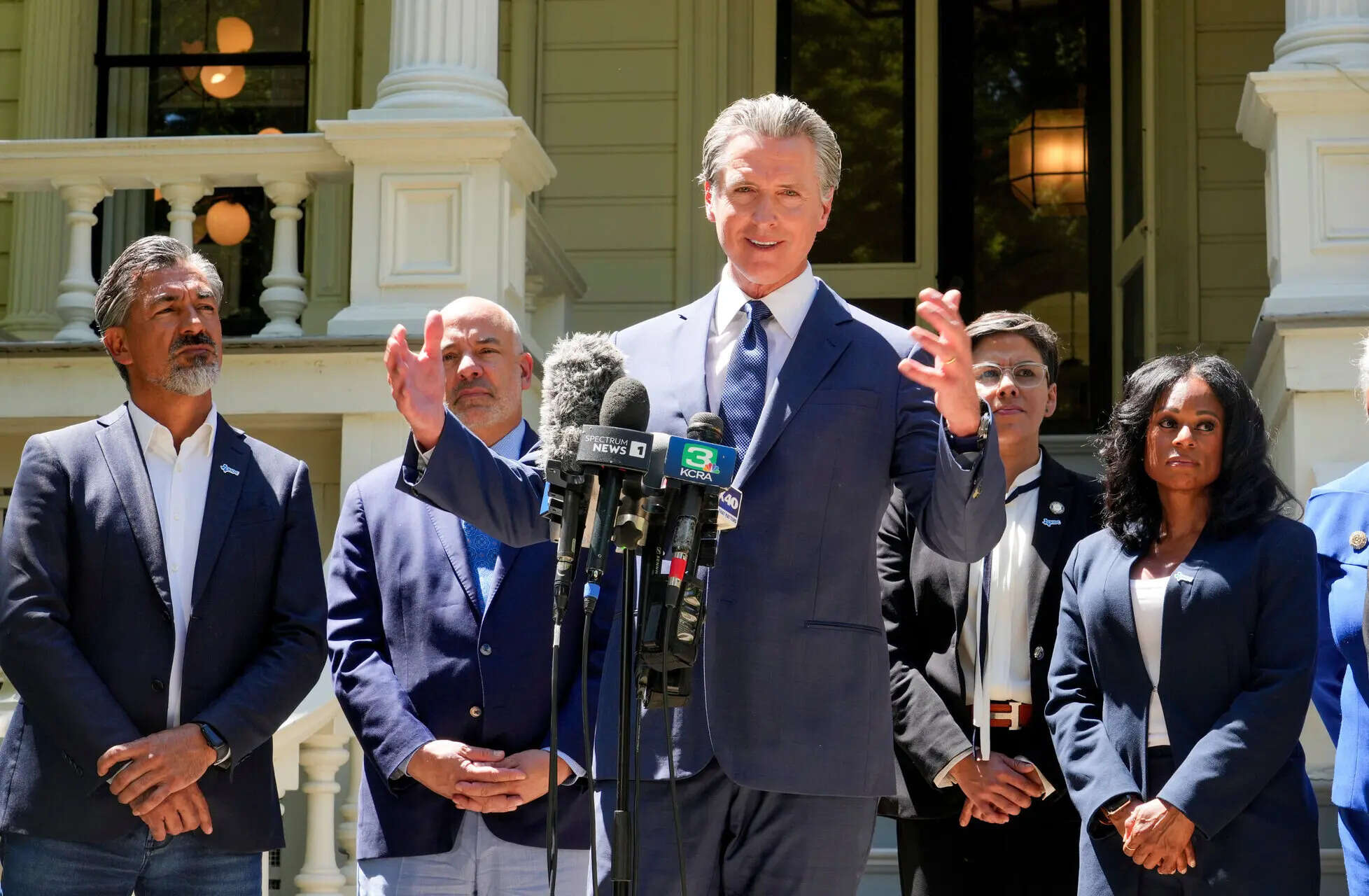 California Gov. Gavin Newsom, accompanied by several members of the Texas state Legislature, calls for a new way for California to redraw it's voting districts, during a news conference In Sacramento, Calif., Friday, July 25, 2025. (AP Photo by Rich Pedroncelli) Election 2026-Redistricting Newsom
