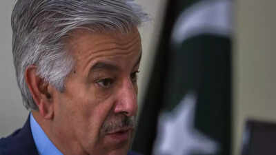 Defence min says a 'hybrid model' of army, govt runs Pak