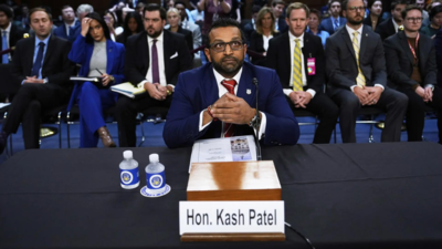 Kash Patel Shouts At US Senator Welch After 'Misuse Of FBI' Charge Kash Patel Shouts At US Senator Welch After 'Misuse Of FBI' Charge
