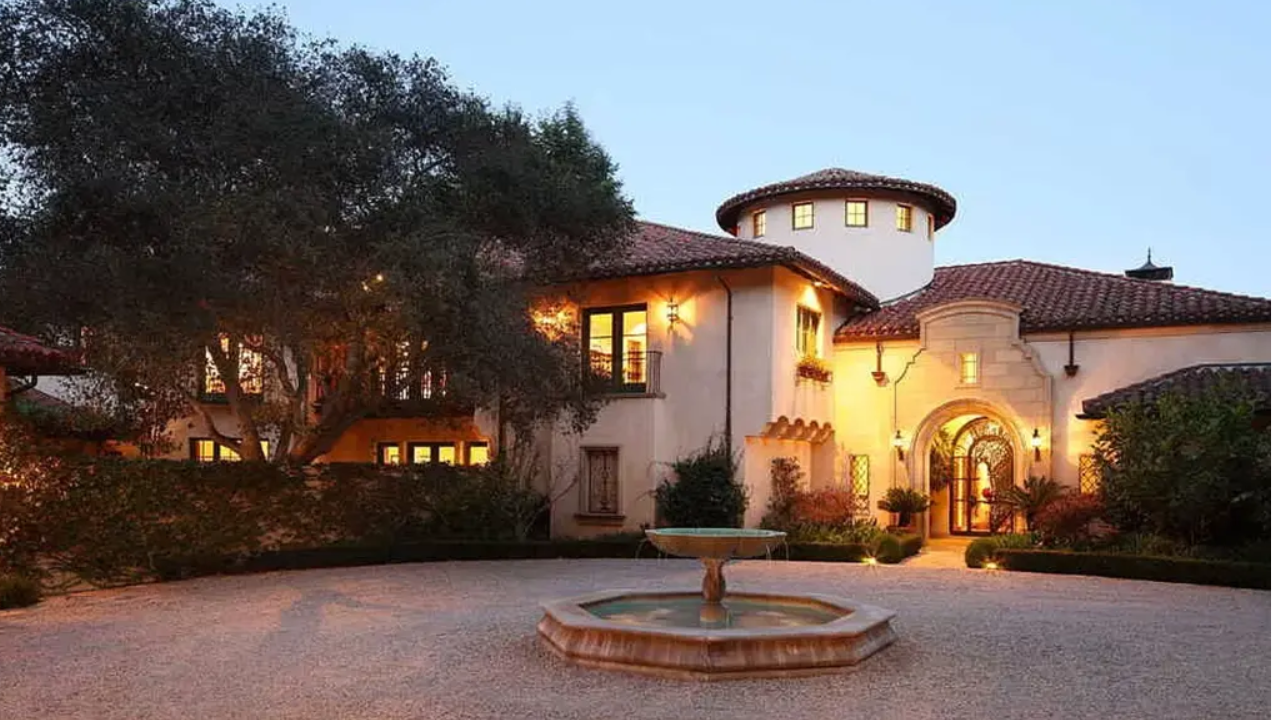 ​Beverly Hills mansion: Luxury meets mediterranean elegance