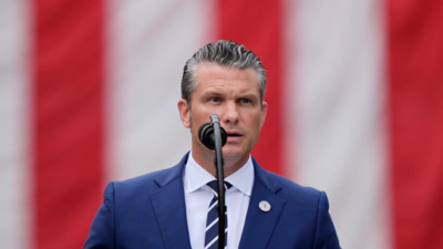 Pete Hegseth (AP) ‘General Squid Games’: Pete Hegseth summons military top brass — triggers anxiety in DC