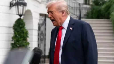 ‘Darling, that’s fake news’: Trump snaps at reporter over question on going to war with Chicago; watch