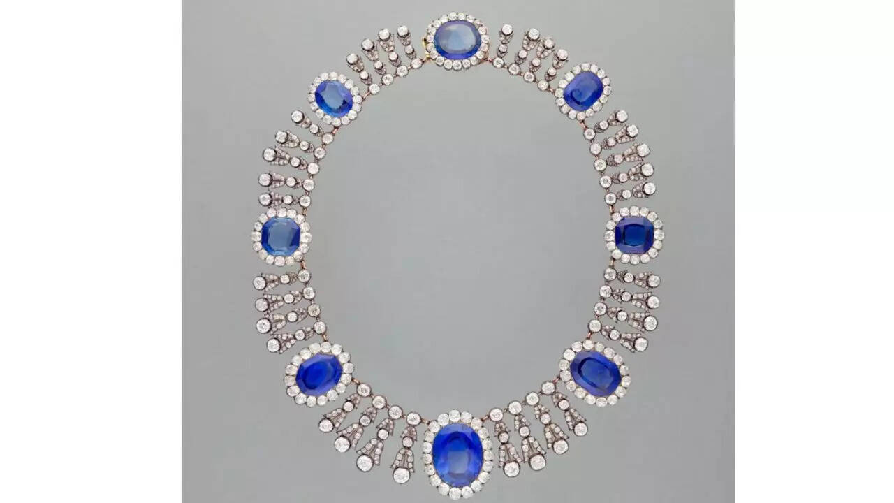 2. Necklace from the Same Sapphire Set