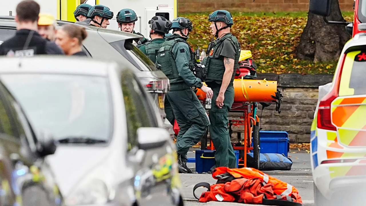 Emergency services at the scene of a stabbing at Heaton Park Hebrew Congregation synagogue, in Crumpsall. (Pic credit: AP) Emergency services at the scene of a stabbing at Heaton Park Hebrew Congregation synagogue, in Crumpsall