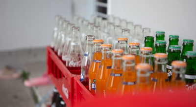 From January 2026, the UAE will tax sweetened drinks based on sugar content, while artificially sweetened beverages face a 0% rate/ Image: Pexels UAE finalises new sugar-tax rates for sweetened drinks, sets 0% rate for artificial sweeteners