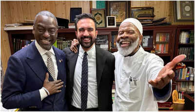 NYC mayoral candidate Zohran Mamdani smiles and stands hand-in-hand with imam tied to WTC bombing — who is Siraj Wahhaj?