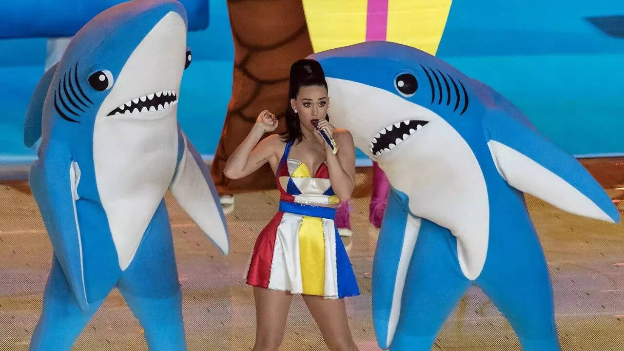 A playful nod to Katy Perry’s Super Bowl moment
