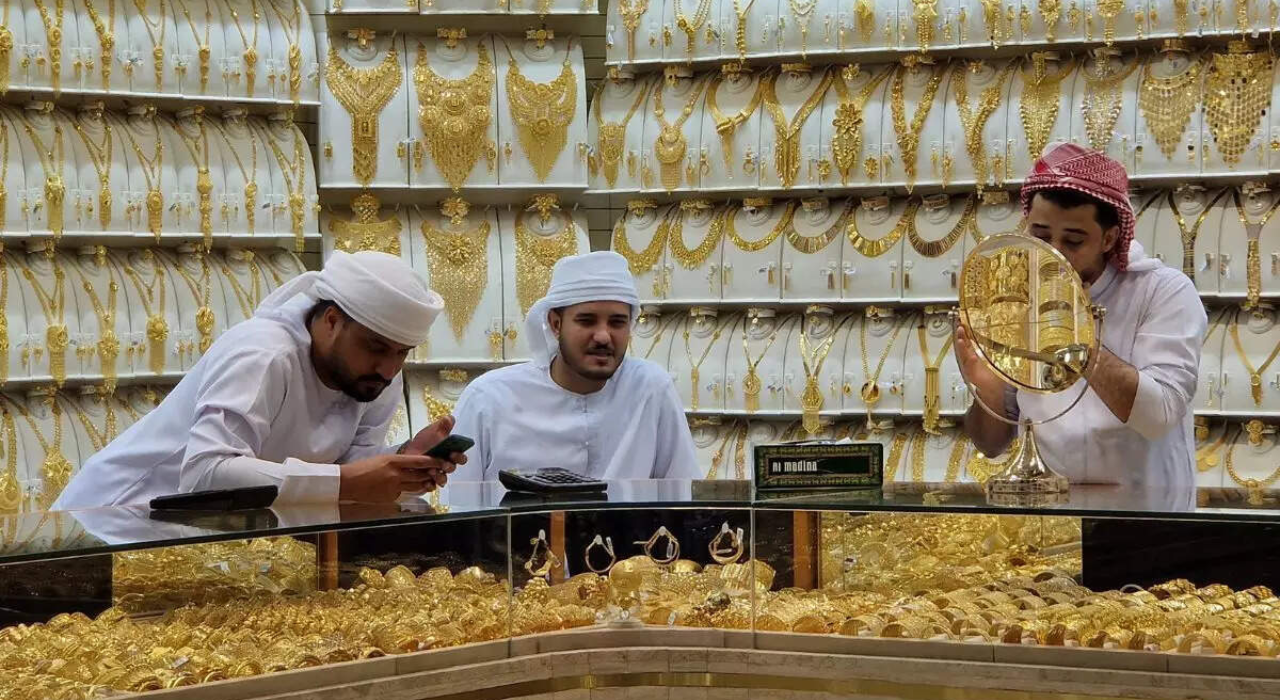 Dubai surpassed the UK in 2023 to become the world’s second-largest gold trading hub, sourcing gold from Africa, Russia, Turkey, and Switzerland./ Image: (File) Where does the world’s second-largest gold hub, Dubai, get its gold from?