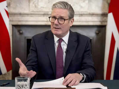 Keir Starmer Did Starmer impose a curfew in the UK? No, it's just a fake TikTok video