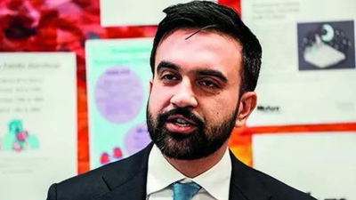 When 2025 becomes 2026, the mayoralty of NYC will pass from Eric Adams to Zohran Mamdani. It is unclear where Mamdani will take the formal oath of office, which he is expected to do around midnight on Jan 1 Will Mamdani be 111th or 112th mayor of NYC?