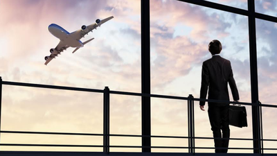 30-year-old NRI confused whether to return for old parents or to stay abroad with children: 'I find myself conflicted...'