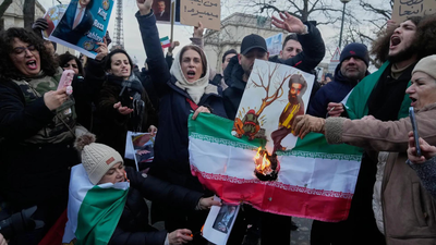 Iran unrest: About 2,000, including security personnel, killed; Tehran blames 'terrorists'