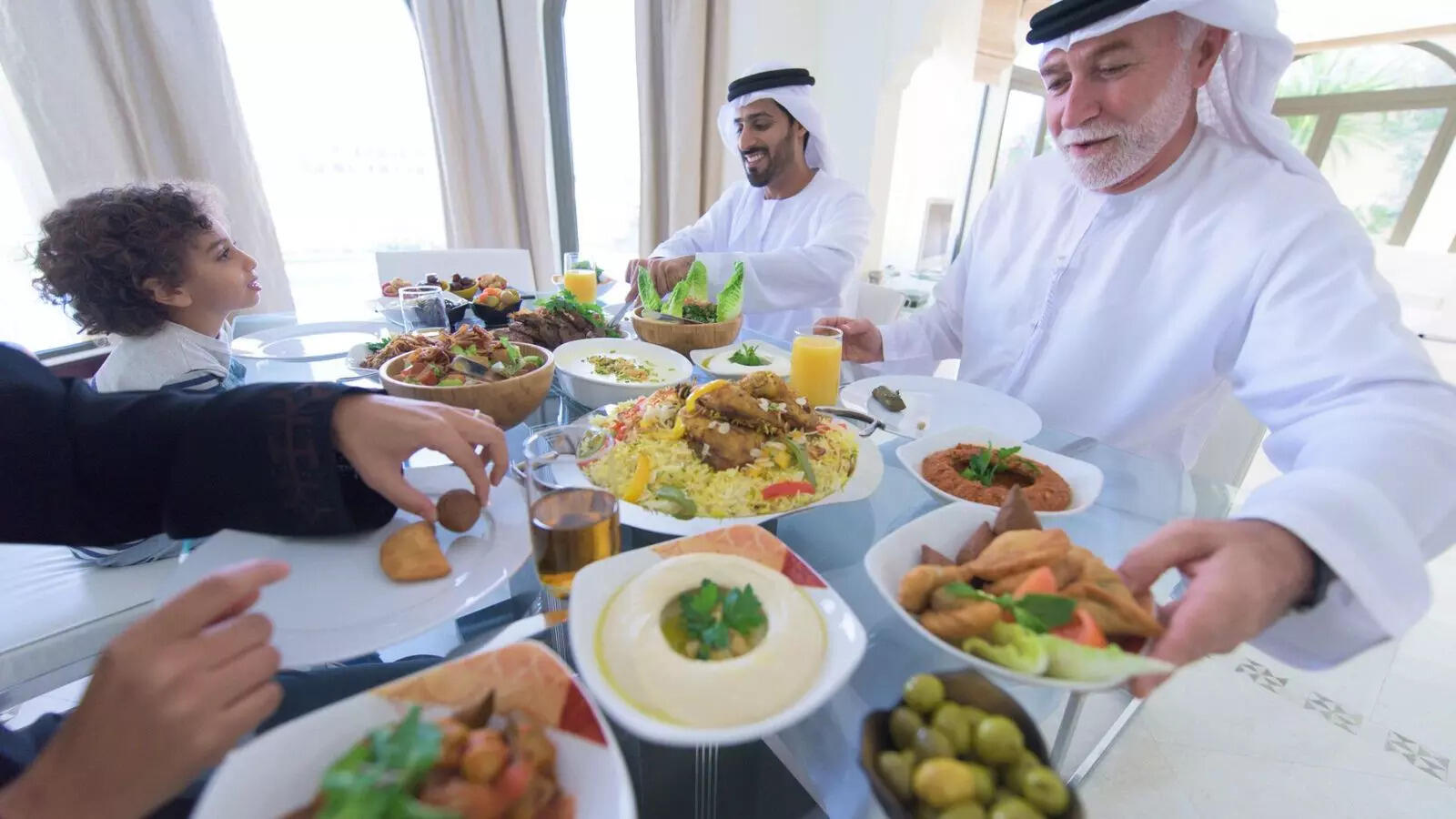 Ramadan 2026 Health Guide: Fasting Safely and Smart Nutrition Tips