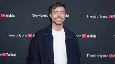 MrBeast has hinted at a potential $100 million investment to help East Carolina chase a national championship. The idea gained traction after an AI image sparked online buzz. In today’s NIL-driven era, such funding could instantly elevate the program’s recruiting power and roster strength. While questions remain, the proposal could reshape college football’s competitive landscape. Could MrBeast’s $100 million gamble transform East Carolina into college football’s next powerhouse?