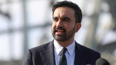 ‘Treat them with respect’: NYC Mayor Zohran Mamdani reacts after NYPD officers hit with snowballs at Washington Square Park