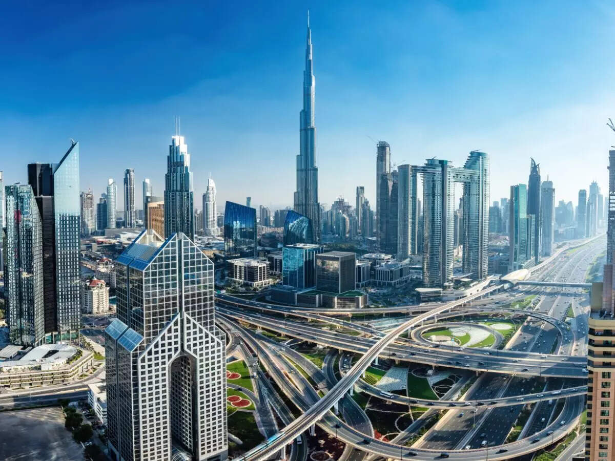 Dubai's 'Fake Network' Scammers: Six Months for High-Tech Bank Fraud Dubai's 'Fake Network' Scammers: Six Months for High-Tech Bank Fraud