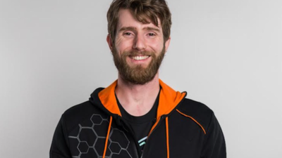 Image Via YouTuber Linus Sebastian responds to viral ex-employee video about YouTube work culture