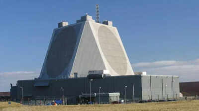 Iran Missiles Rock Gulf: Explosions in UAE, Qatar, Bahrain, Saudi Air Defenses Intercept Attacks