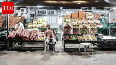 Dh10 tomato, Dh7 onion: UAE residents raise complaints as vegetable prices jump amid regional crisis