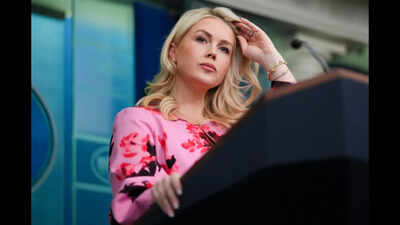 <p>A report claimed that a particular photo of Karoline Leavitt vanished from AFP’s record after White House staff pointed out that she was seen with double chin in that low-angle photo.</p>
<p>” decoding=”async” fetchpriority=”high”></p>
</div>
<div>
<p><span title= Did Karoline Leavitt order to take down her 'double-chin photo'? Here's what happened