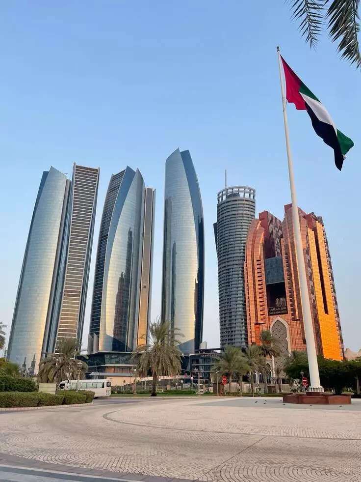 Amid Iran–US–Israel Tensions, UAE Pushes Back Against Bloomberg Article