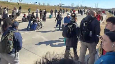 Bomb threat at Kansas City International Airport, passengers told to immediately evacuate