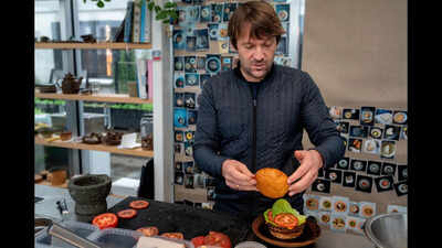 Celebrity chef René Redzepi resigns from Noma over abuse allegations, says 'an apology is not enough'