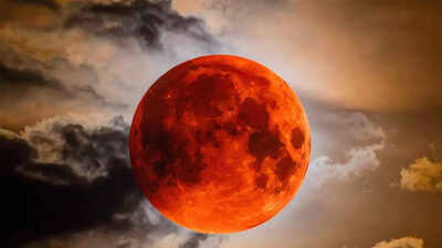 Total lunar eclipse 2026: Witness the moon turning red ; know when and where it will be visible in India