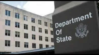 <p>US warns citizens traveling to Hong Kong that they have to give phone passwords to cops if they ask for it as Hong Kong has now made it mandatory.</p>
<p>” decoding=”async” fetchpriority=”high”></p>
</div>
<div>
<p><span title= Why US is asking citizens to give phone and computer passwords to cops in Hong Kong