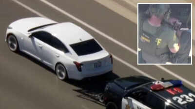 US cop caught swiping on dating app during SWAT standoff after high-speed chase with armed suspect