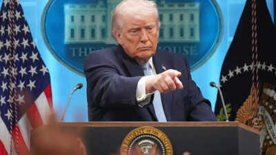 <p>Donald Trump (File photo)</p>
<p>” decoding=”async” fetchpriority=”high”></p>
</div>
<div>
<p><span title= 'Whole civilization will die tonight': Trump threatens 'revolutionarily moments' as deadline for Iran nears