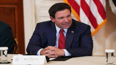 <p>Florida Governor Ron DeSantis signed a bill which will add legal status of an individual on their driving license starting from January 1, 2027.</p>
<p>” decoding=”async” fetchpriority=”high”></p>
</div>
<div>
<p><span title= Florida to add legal status on drivers' licenses from 2027: US citizen or legal immigrant