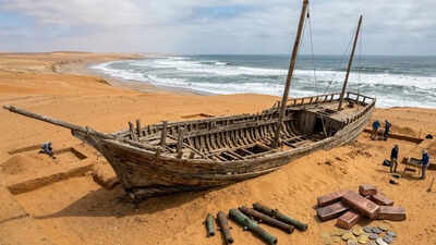 Lost since 1533: This Renaissance merchant ship has resurfaced in the Namib Desert after 500 years
