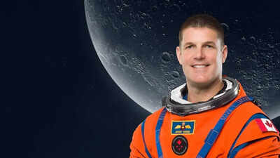 PC: Canadian Space Agency NASA's Artemis II mission: Crew honours Jeremy Hansen with ‘astronaut gold pin’, an elite spaceflight award