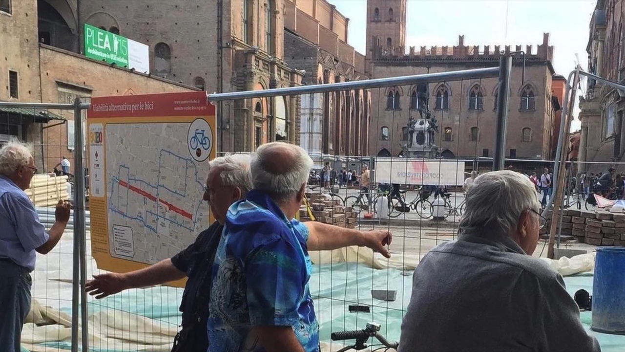 The umarells The umarells