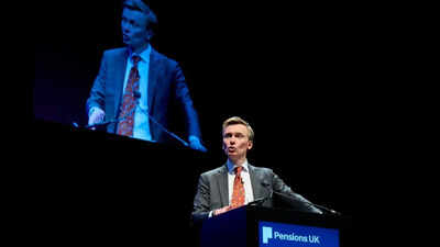 UK Pension Schemes Bill: MPs back government's power to influence investment choices