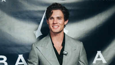 Looksmaxxing influencer Clavicular, whose real name is Braden Peters, faced intense online criticism after appearing noticeably different following his decision to quit testosterone and other substances. The backlash came weeks after a hospitalization linked to a health scare that prompted him to rethink his lifestyle. While critics mocked his reduced physique, many supporters praised his choice to prioritize long-term health and well-being over maintaining an image built around extreme looksmaxxing practices.