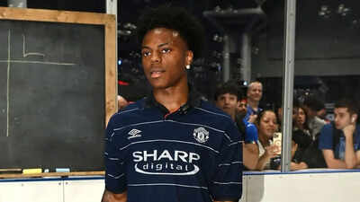 Behind-the-scenes footage has sparked speculation that IShowSpeed may be working on a FIFA World Cup 2026 song. Videos from a large-scale shoot in Miami showed the streamer surrounded by production crews, drones, flags, and football-themed visuals. Fans linked the project to the upcoming tournament, especially after Speed hinted at World Cup plans during a recent tour. The rumors have gained traction because his 2022 World Cup anthem became a viral hit, amassing more than 208 million views on YouTube. Is IShowSpeed working on a FIFA World Cup 2026 song? Behind-the-scenes footage sparks major fan speculation
