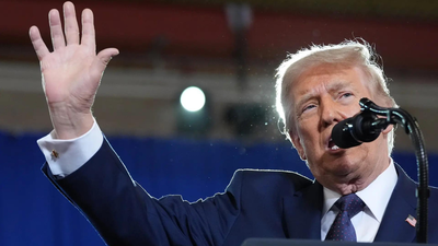 Trump at New York rally ‘Don’t mind being called tyrant dictator, but don’t want to be called dumb’: Donald Trump