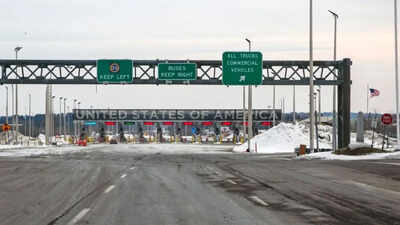 Indian man pleads guilty to smuggling Indians illegally from Canada to the US. Yes, I did it: 22-year-old Indian pleads guilty to smuggling people across US-Canada border; $100 per head